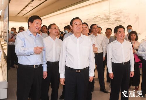 大运河文化发展论坛暨扬州中国大运河博物馆建成开放活动在扬州举行